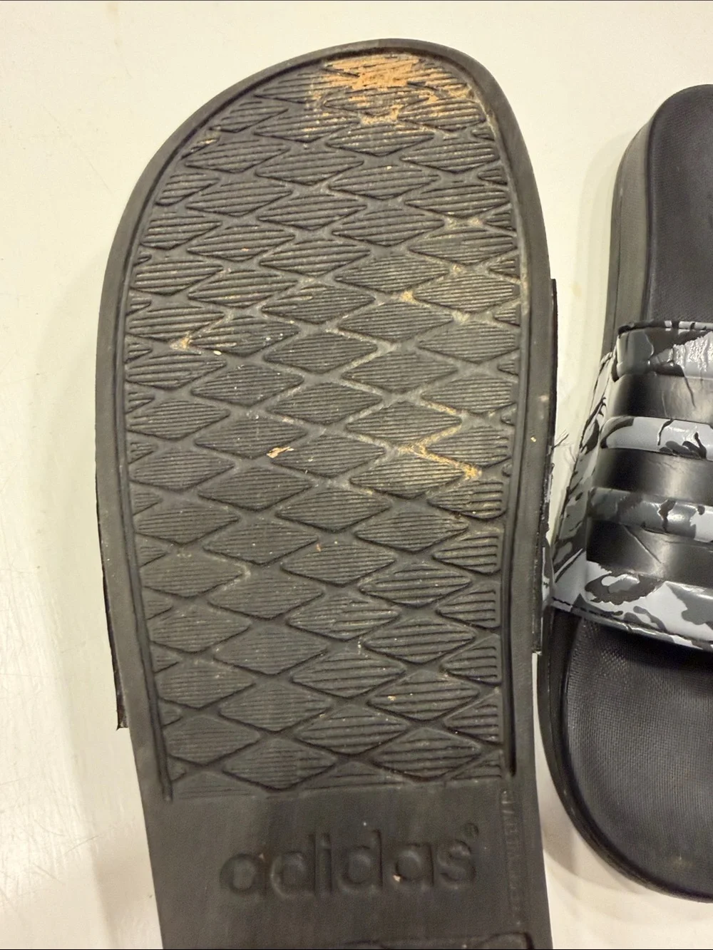 adidas Men's Black and Gray Patterned Slide Sandals
